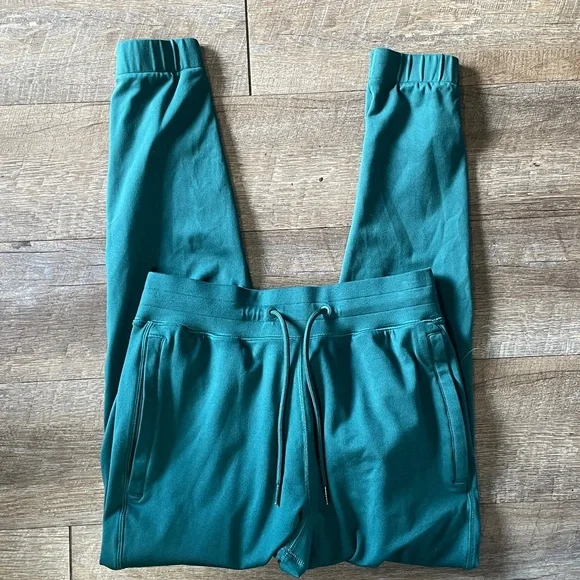 Gilly Hicks Sweatpants Joggers & Sweatshirt Hoodie Set - Picture 3 of 10